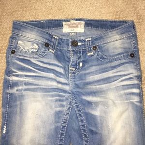 Big Star Distressed Jeans- Style Liv